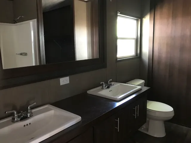 Forrest Hills Mobile Home Community Picture 1