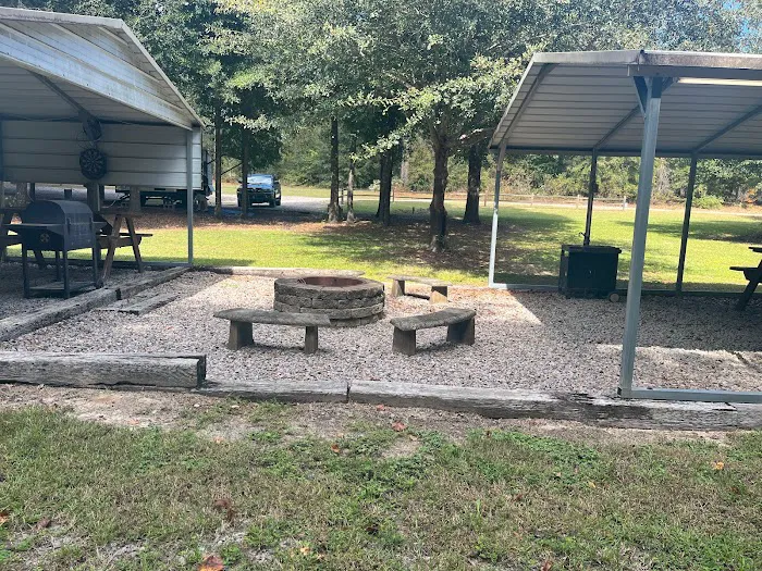 Riverwoods RV Park Picture 9