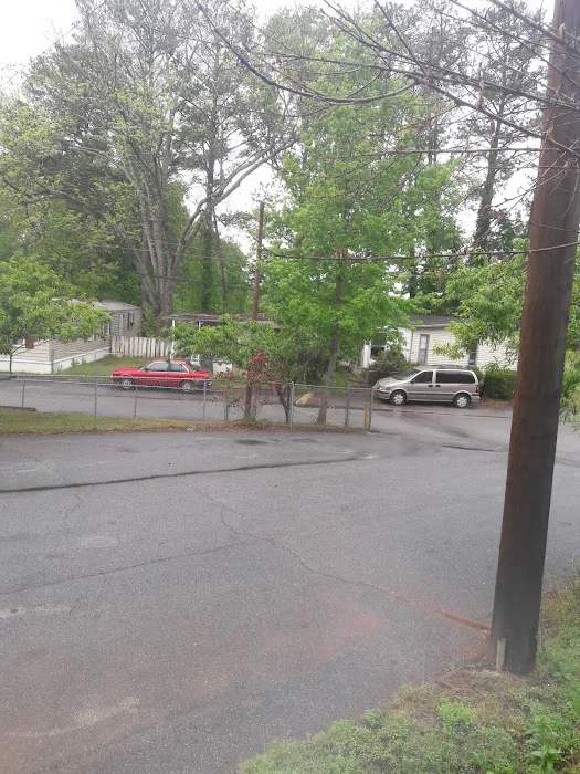 Avalon Mobile Home Park Picture 6