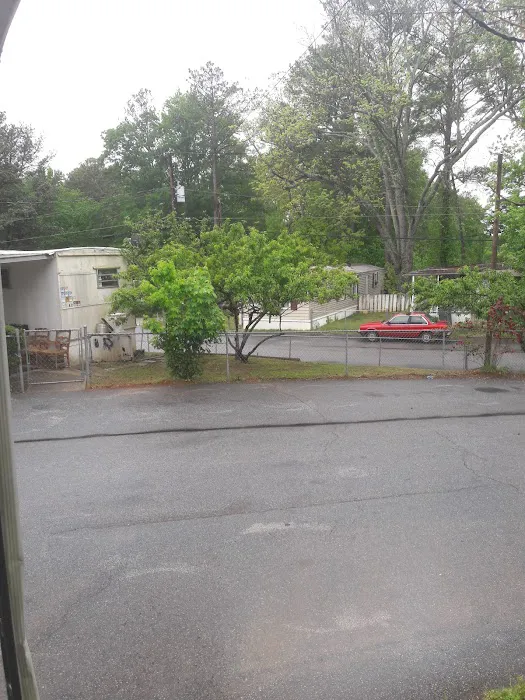 Avalon Mobile Home Park Picture 9