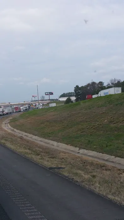 Avalon Mobile Home Park Picture 10