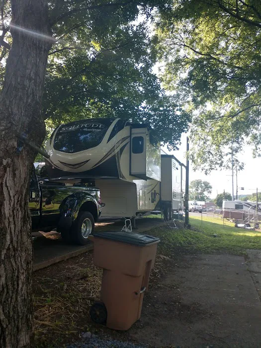 Trinity RV Park Picture 3