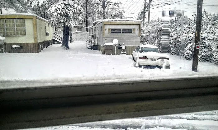 Ranchwood Mobile Home Park Picture 1