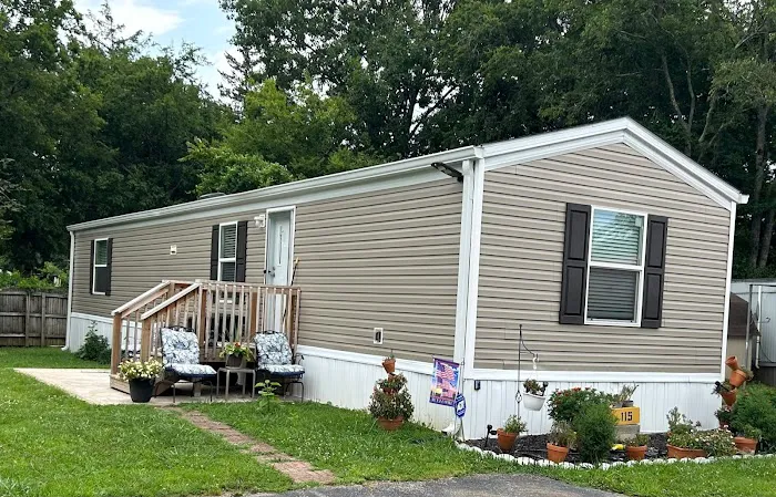 Cedar Park Pointe Mobile Home Park Picture 3