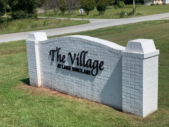 The Village at Lake Sinclair Picture 1