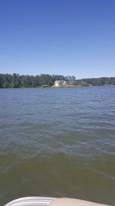 Shalimar Cove Mobile Home Park Picture 2