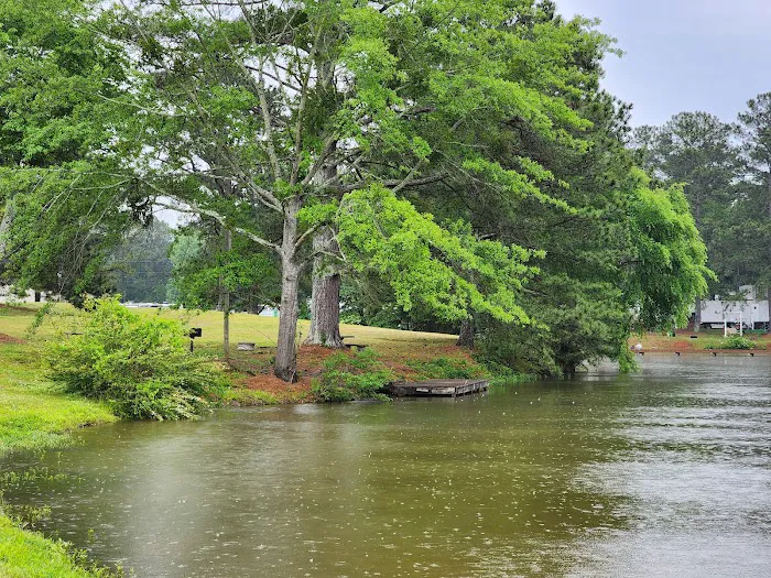 Safe Harbor RV Park Picture 6