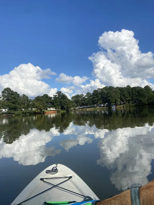 Safe Harbor RV Park Picture 10