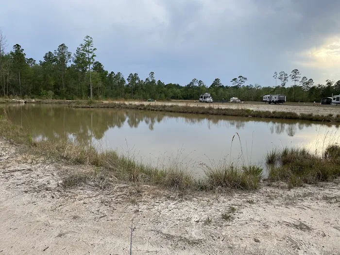 Mutt's Place RV Park Picture 3