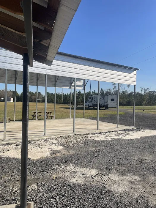 Mutt's Place RV Park Picture 8