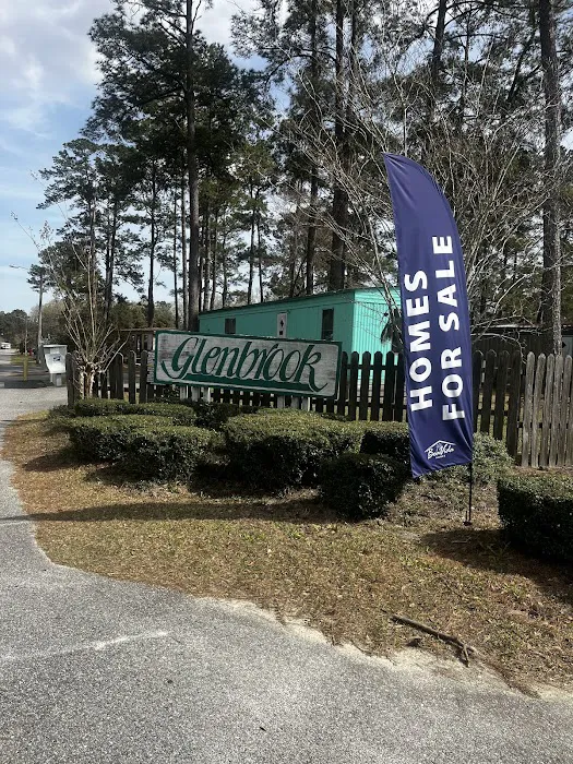 Glenbrook Mobile Home Community Picture 4