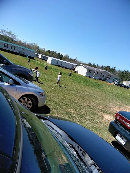 Opelika Mobile Home Park Picture 8