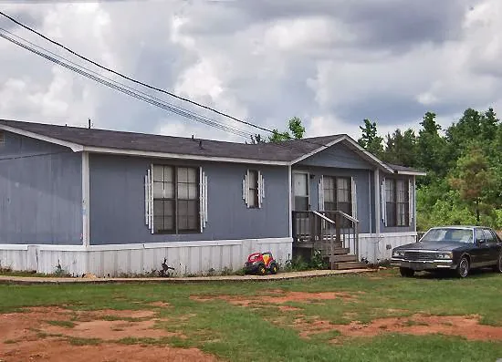 Opelika Mobile Home Park Picture 2