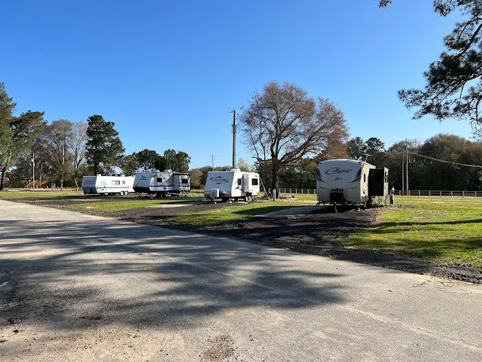 Cedar Trail RV Park Picture 1