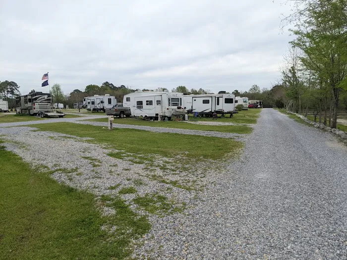 Backwater RV Park Picture 3