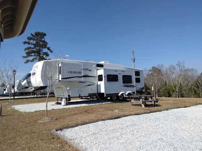 Backwater RV Park Picture 1