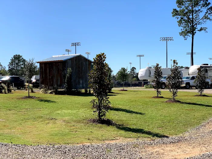 City Limits RV Resort Picture 6