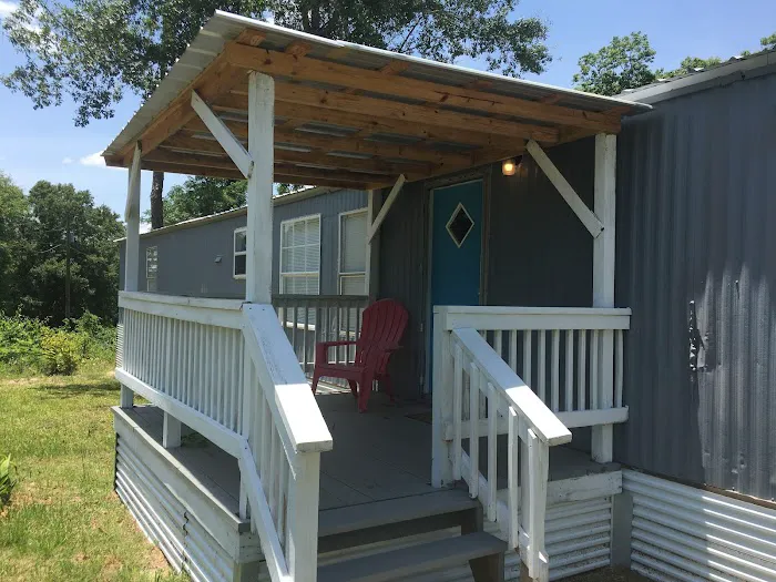 Country Club - Mobile Home & RV Park Picture 6