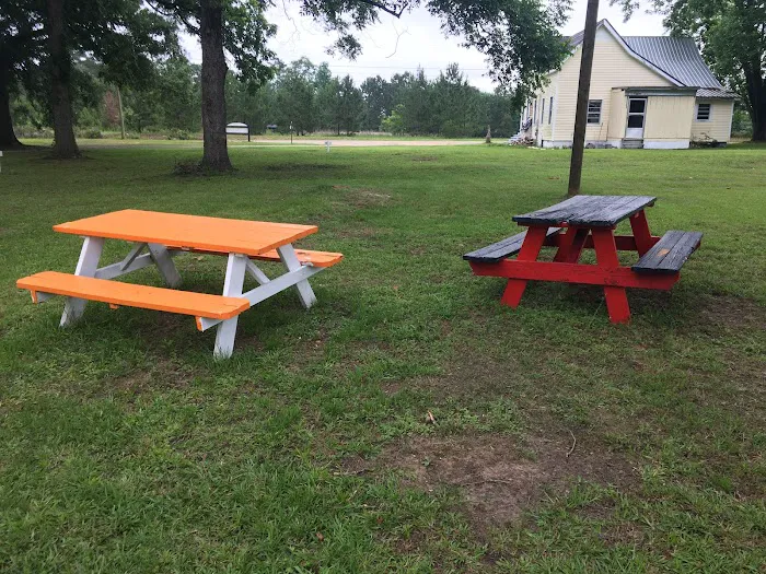 Country Club - Mobile Home & RV Park Picture 3