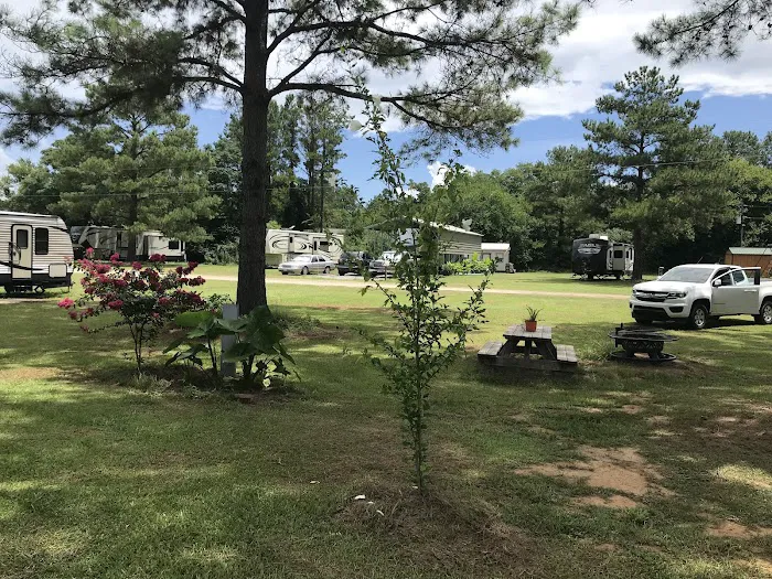 Omussee Creek RV Park Picture 5