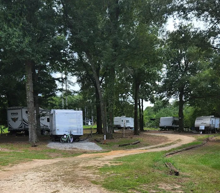Shady Oaks RV Park Picture 1