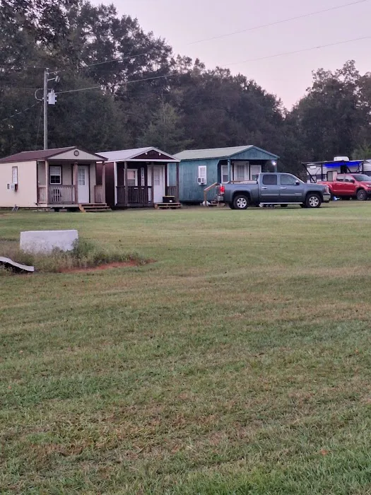 Happy Hideaway rv resort Picture 3