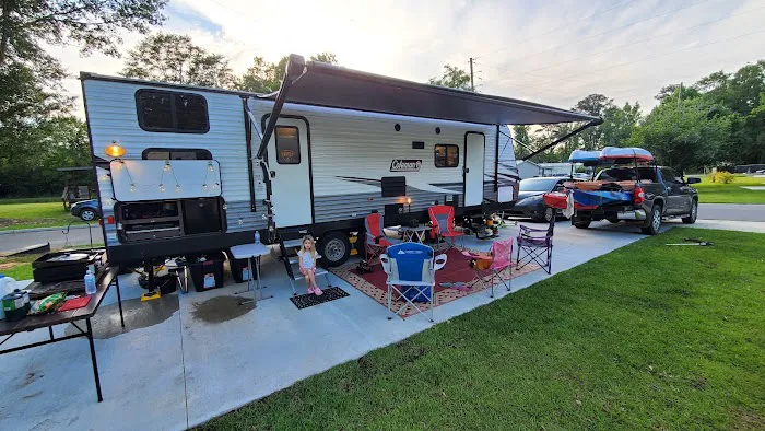 Dothan RV Park Picture 1