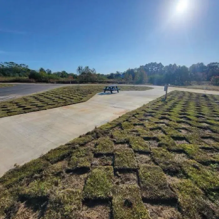 Summer Breeze RV Park Picture 9