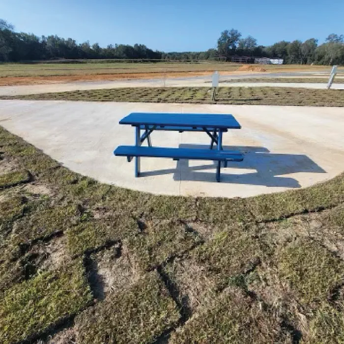 Summer Breeze RV Park Picture 8