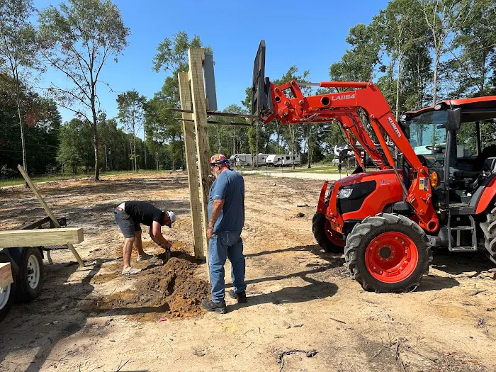 Oak Ridge RV Park Picture 5