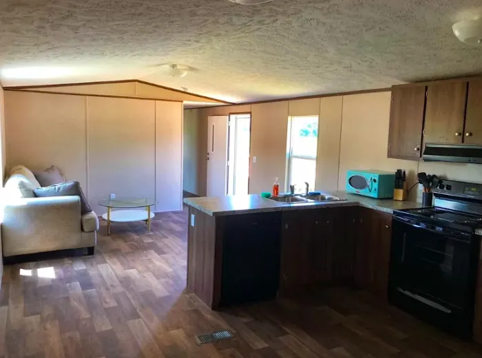 Royal Palm Estates Picture 5