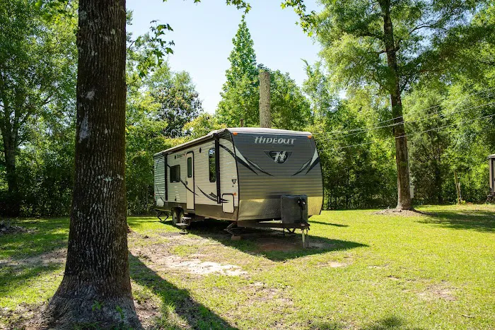 AL Wildwood RV Picture 1