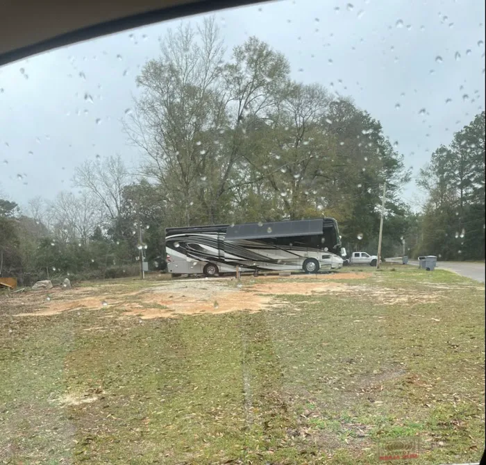 AL Wildwood RV Picture 10