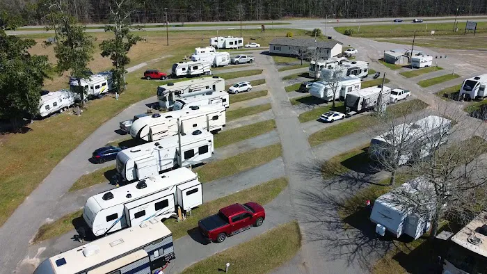 Mr D's RV Park Picture 2