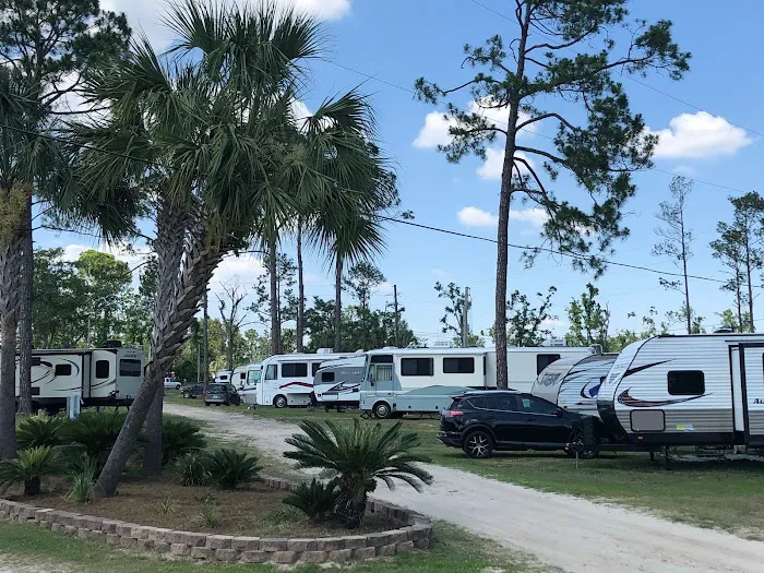 Florida Caverns RV Resort at Merritt's Mill Pond Picture 9