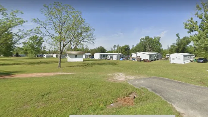 Lifestyle Mobile Home Estates (Carter's Mobile Home Park) Picture 2