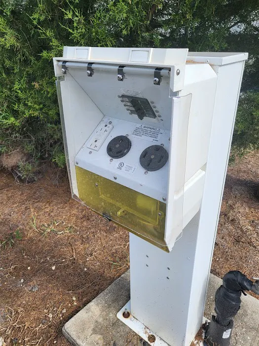 HitchinPost RV Park and Campground Picture 8