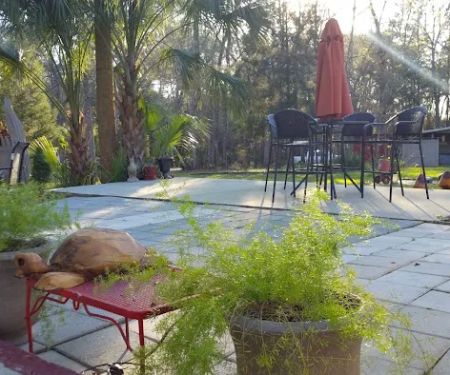 Graceville apartments & RV Park