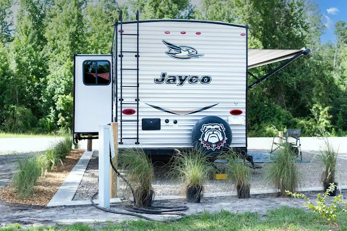 River Landing RV Park Picture 6