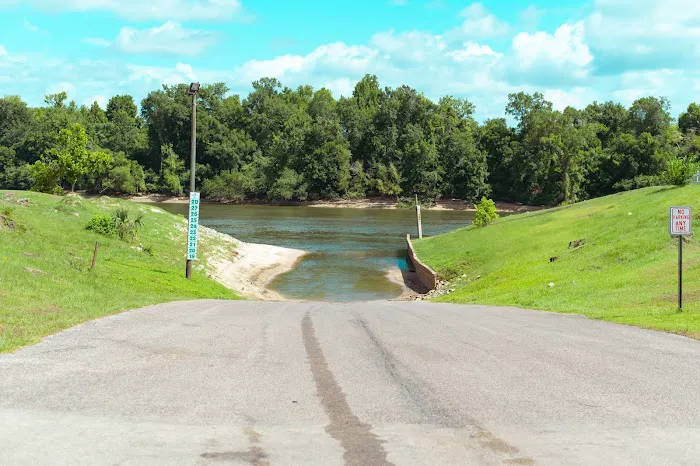 River Landing RV Park Picture 10