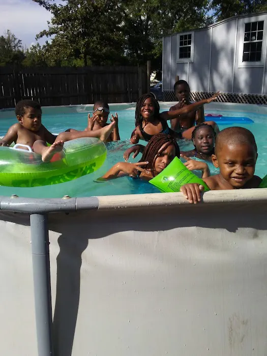 Cedar Gardens Trailor Park Picture 1