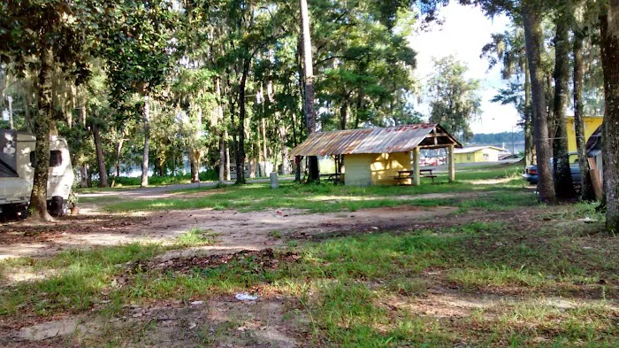 Tharp's Camp Cedar (Office) Picture 2