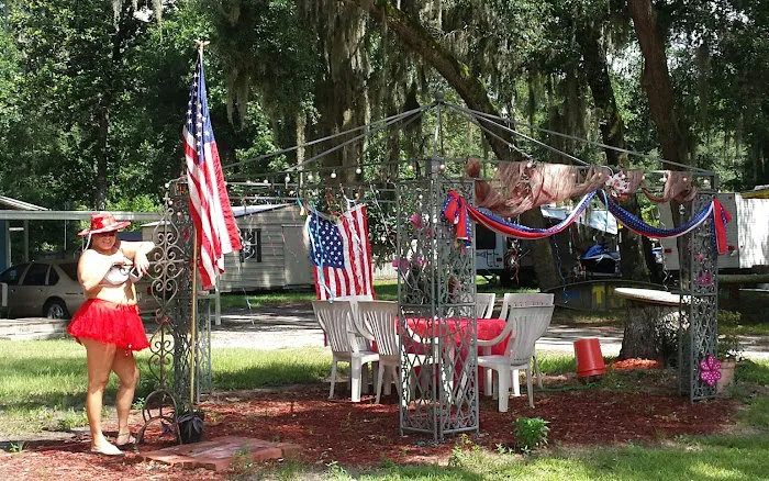 Tharp's Camp Cedar (Office) Picture 5