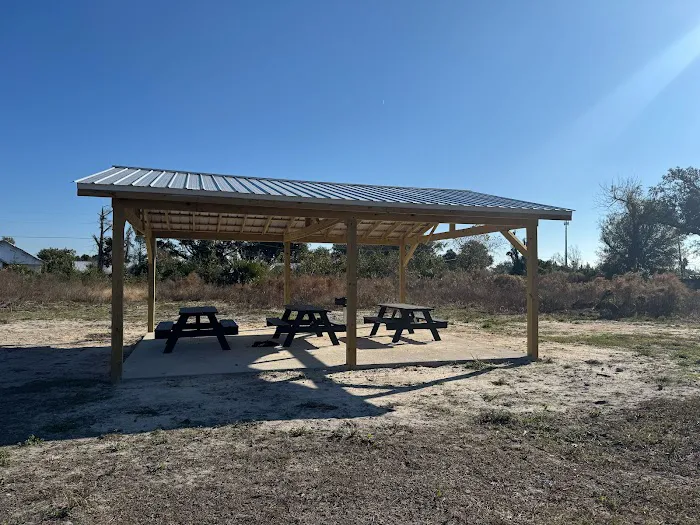 Isle of View Mobile Home Community Picture 1