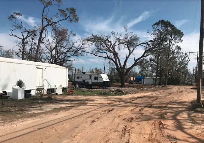 Oak Grove Panama City Mobile Home Park Picture 5