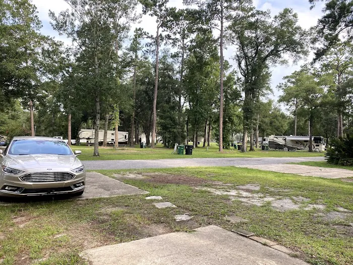 Bayhead Mobile Home and RV Community Picture 6