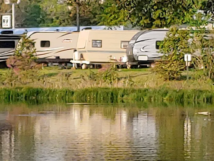Lakeside Travel Park Picture 1
