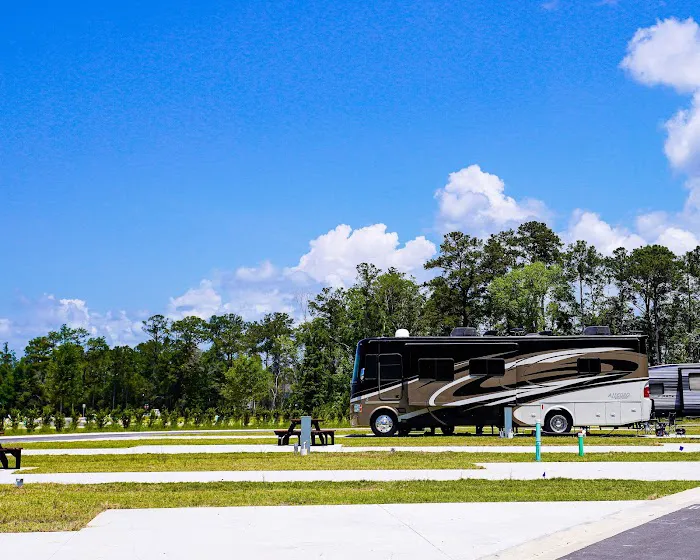 Riverwalk Landing Cottages & RV Park Picture 10