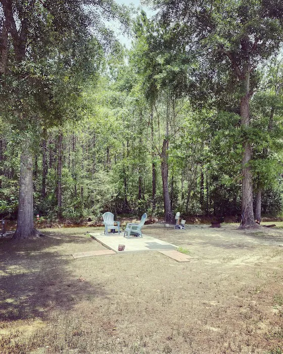 Just Loafin RV Park Picture 9