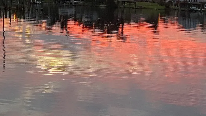 Gulf Oaks RV Park & Smuggler's Cove Marina Picture 7